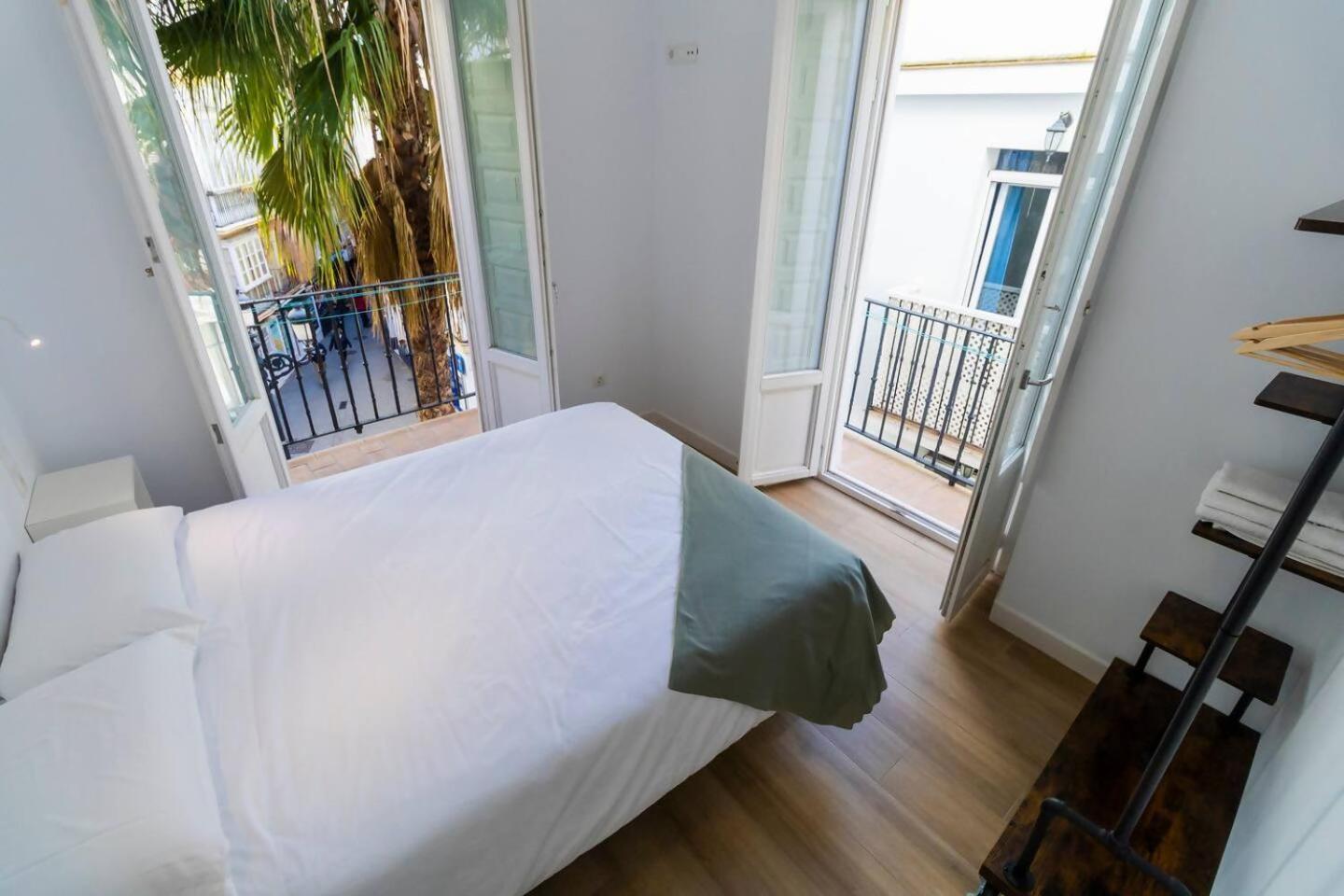 Apartamentos La Cruz Verde 카디스 객실 사진