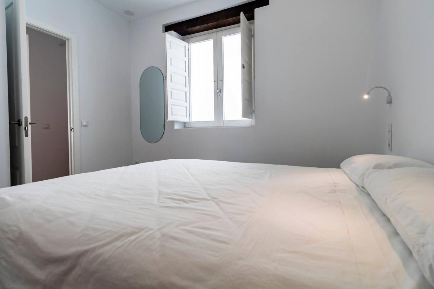 Apartamentos La Cruz Verde 카디스 객실 사진