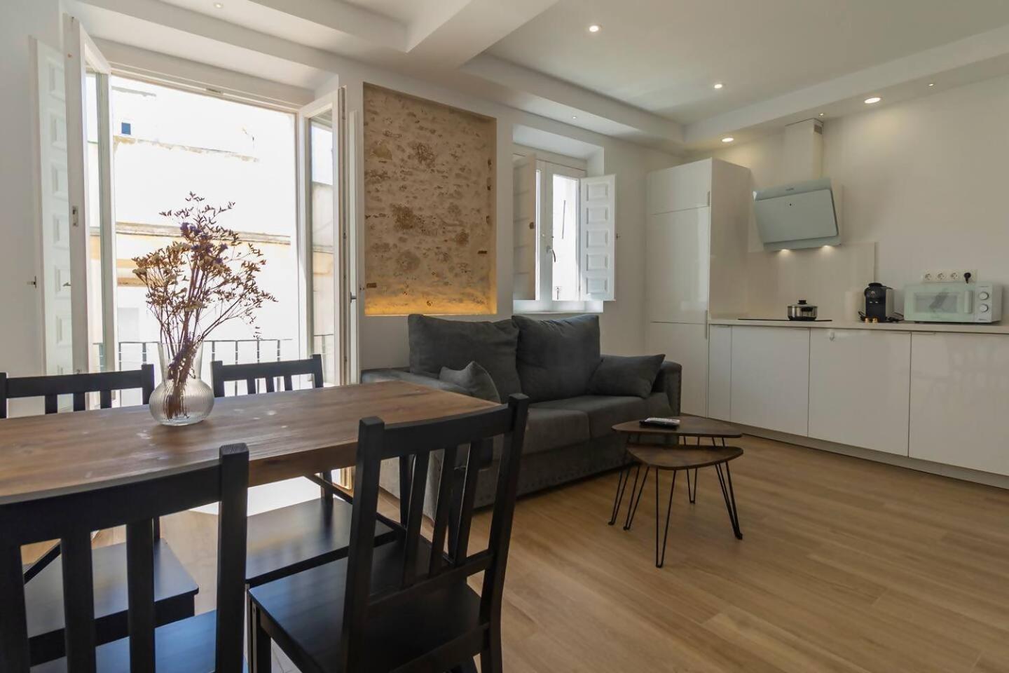 Apartamentos La Cruz Verde 카디스 객실 사진