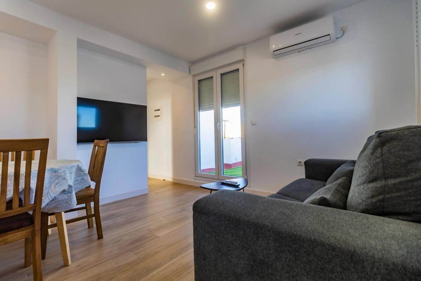 Apartamentos La Cruz Verde 카디스 객실 사진