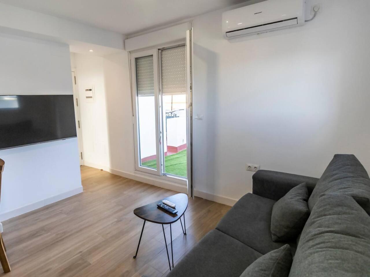 Apartamentos La Cruz Verde 카디스 객실 사진