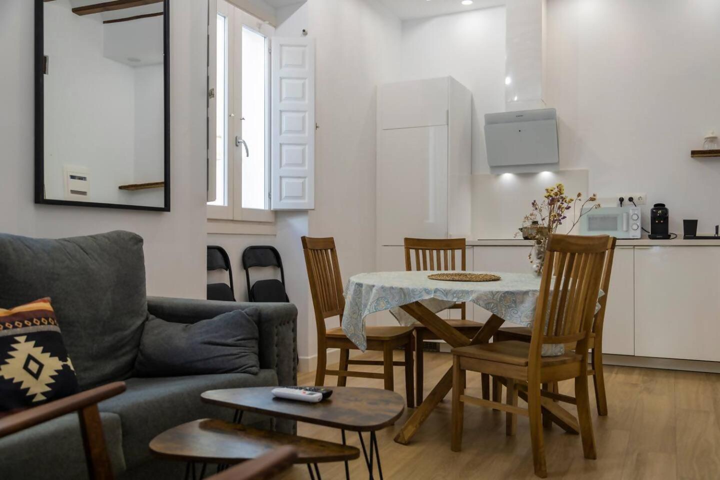 Apartamentos La Cruz Verde 카디스 객실 사진