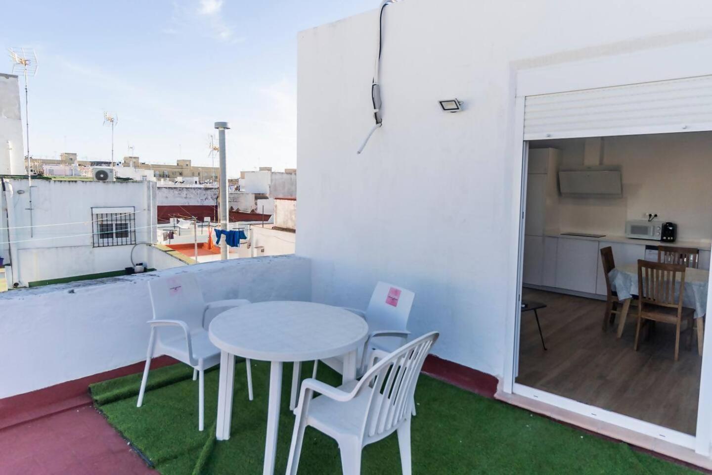 Apartamentos La Cruz Verde 카디스 객실 사진