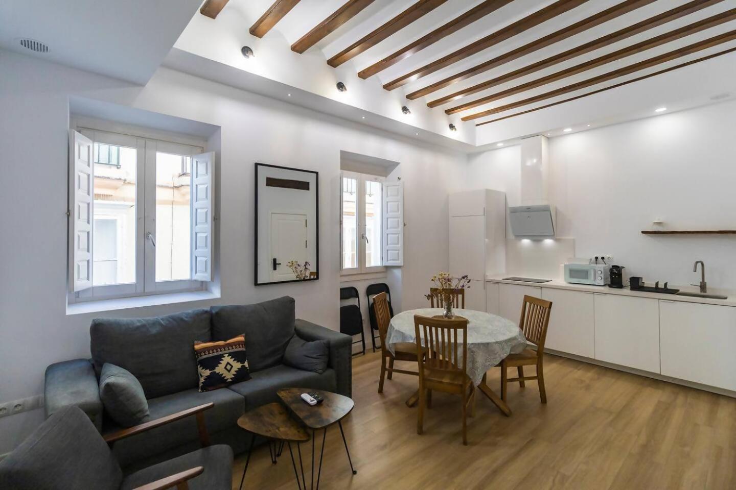 Apartamentos La Cruz Verde 카디스 객실 사진