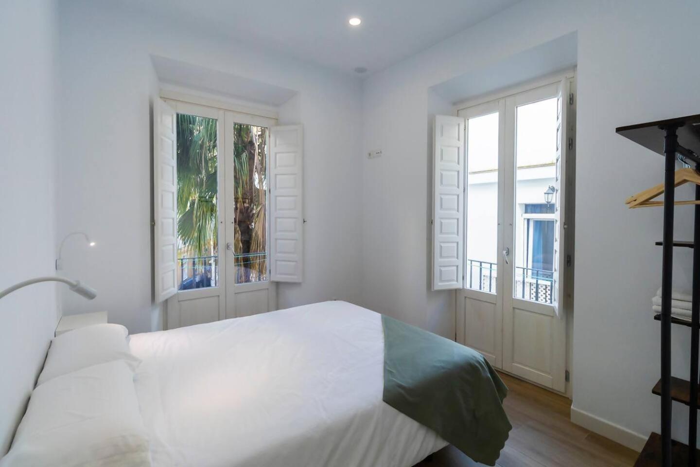 Apartamentos La Cruz Verde 카디스 객실 사진