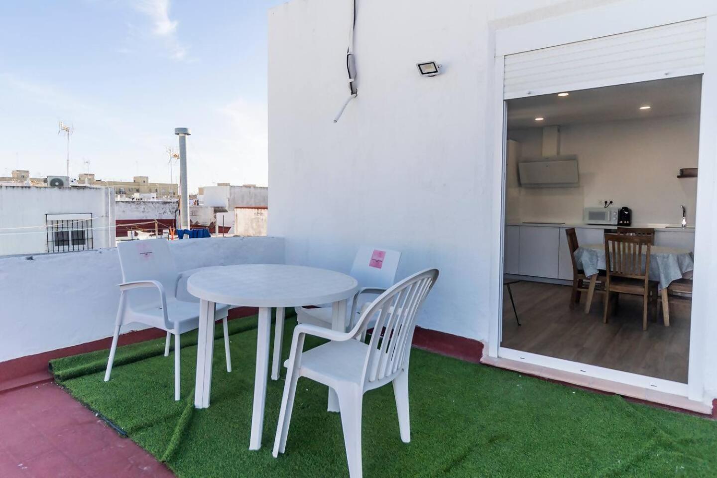 Apartamentos La Cruz Verde 카디스 객실 사진