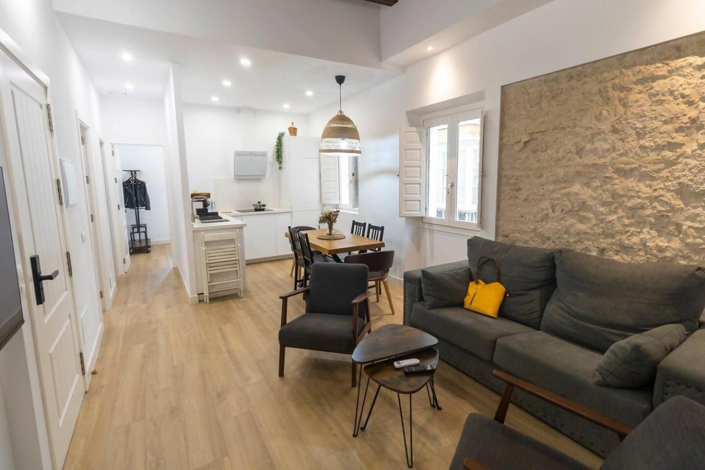 Apartamentos La Cruz Verde 카디스 외부 사진